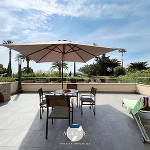 Le Beauvallon , Grimaud France